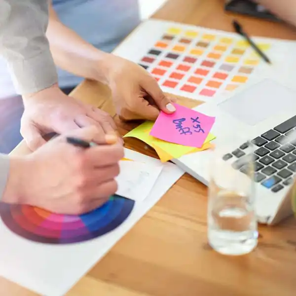 Diseño de papelería comercial para empresas en Guadalajara